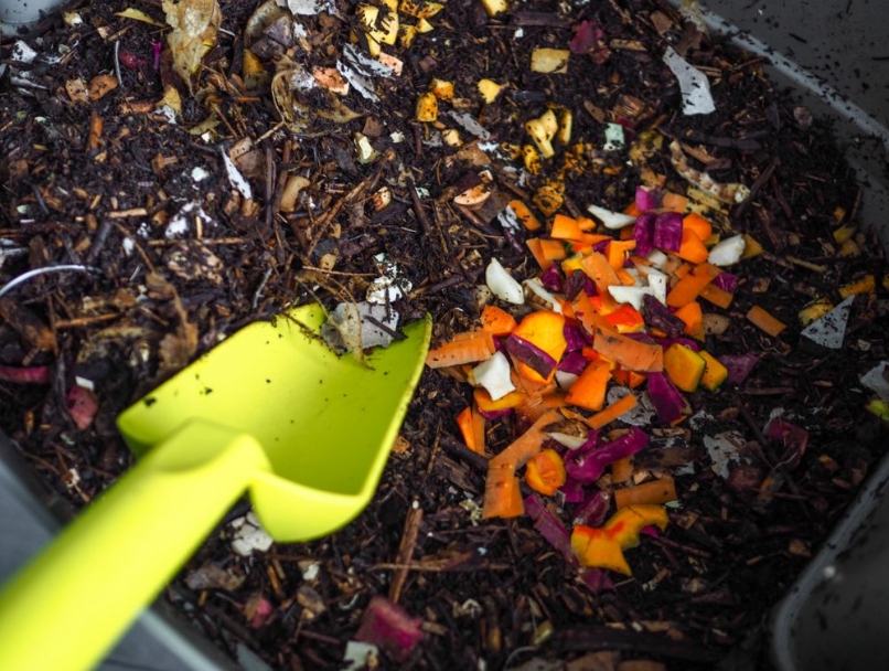 Ako prebieha vermikompostovanie - komposter domaci na vermikompostovanie